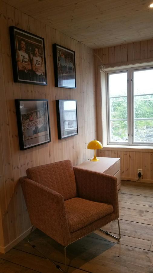 Lysvoldbrygga Bed & Breakfast Henningsvaer Luaran gambar